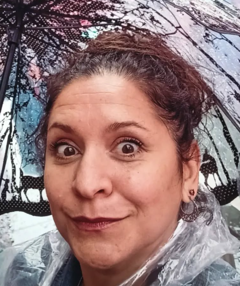 <em>María T.</em>